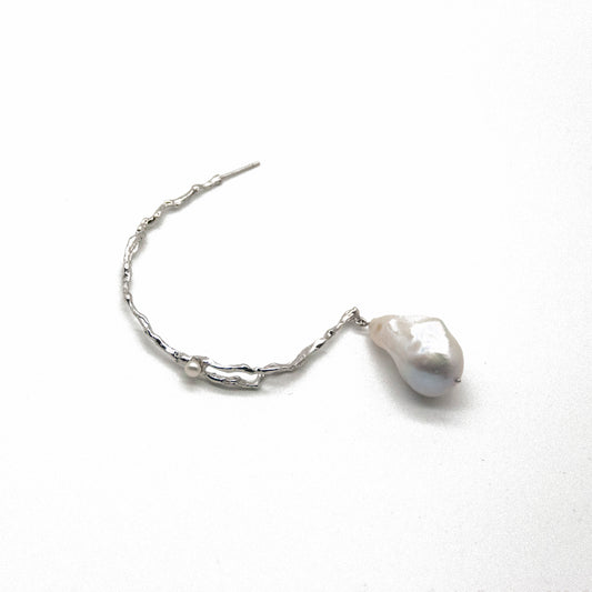 Ivy - Gold Vermeil Ear-drop / Piece