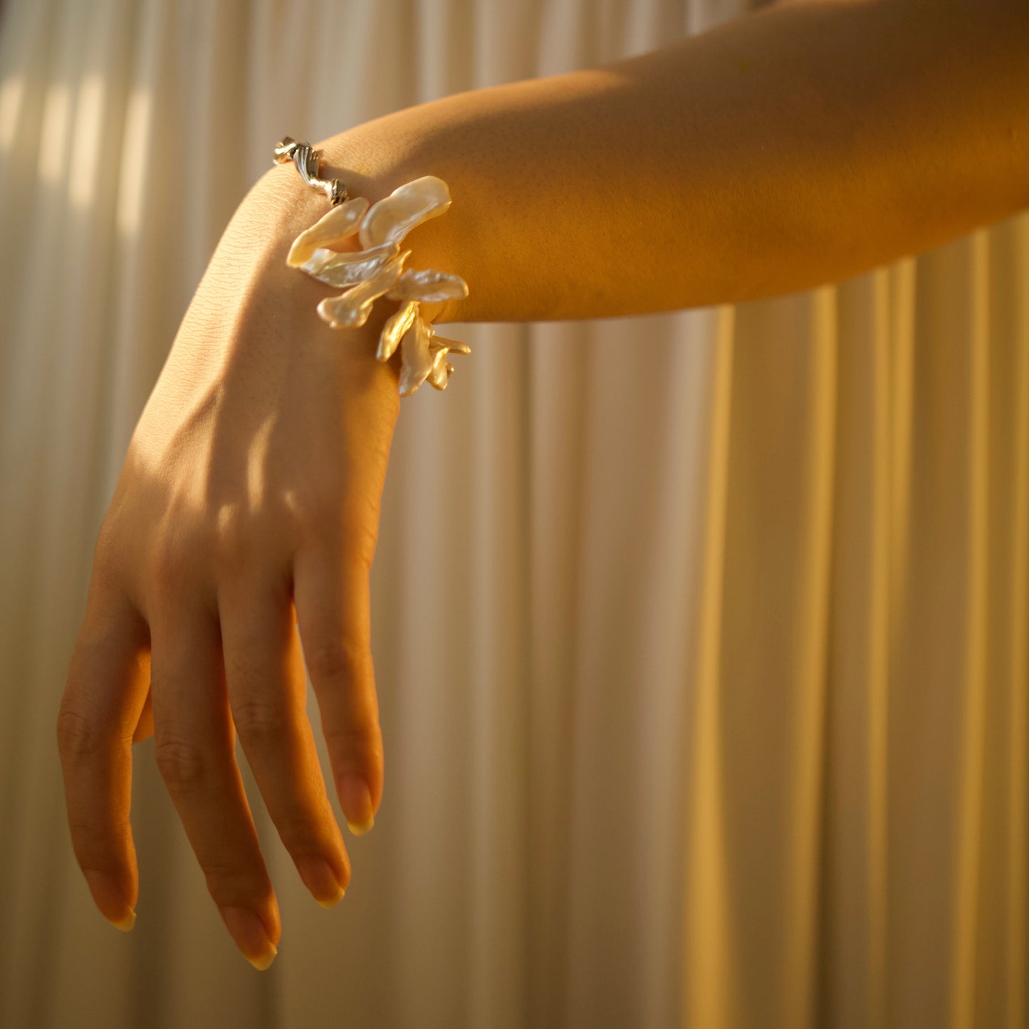 Phoebe  - Gold Vermeil Handwear