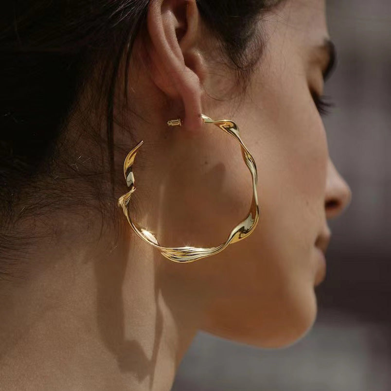 TWIST#2 Gold-Plated Earring / Pair