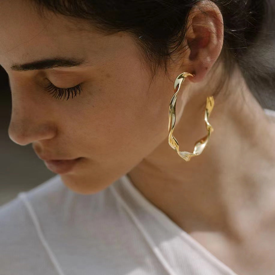 TWIST#2 Gold-Plated Earring / Pair