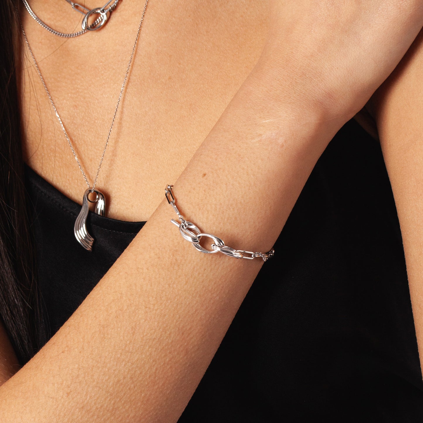 Jacqueline  - Gold Vermeil Handwear