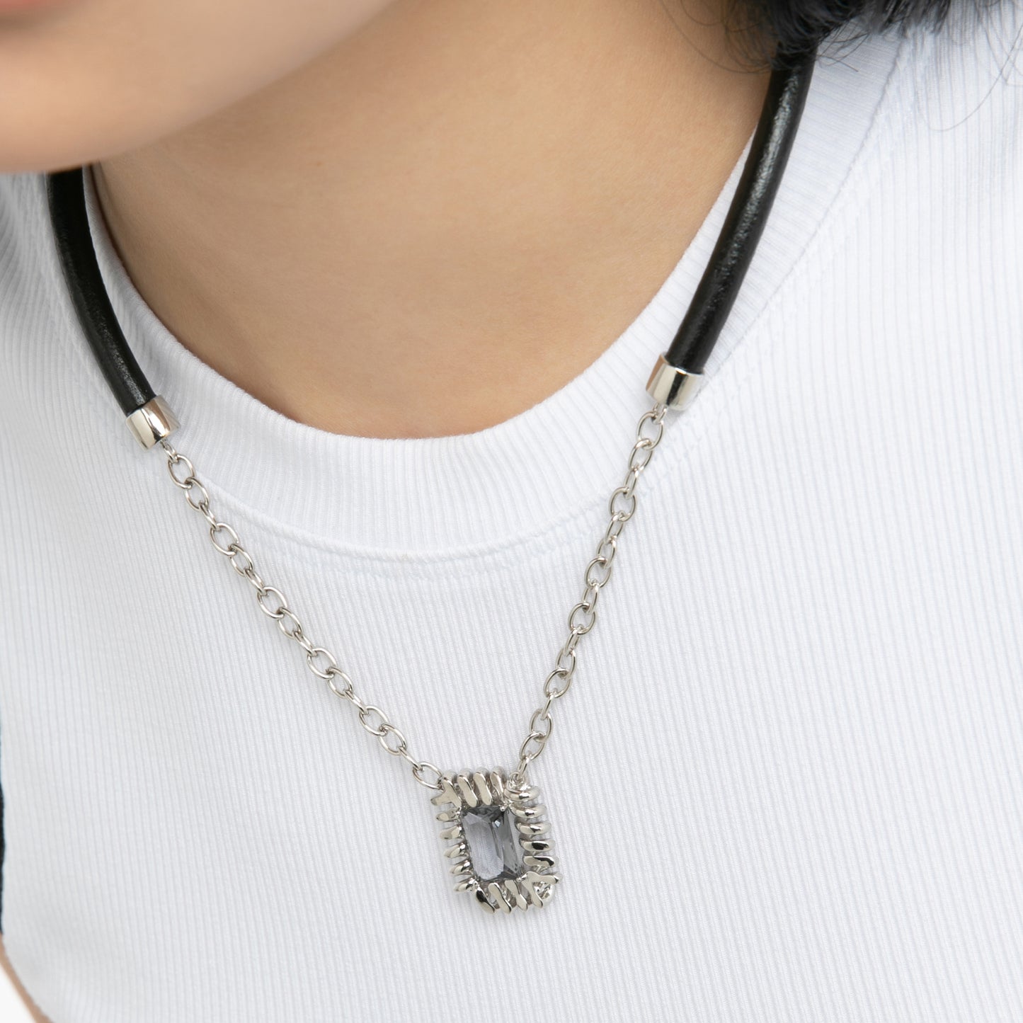 METALWARE #09 Grey Gem Necklace